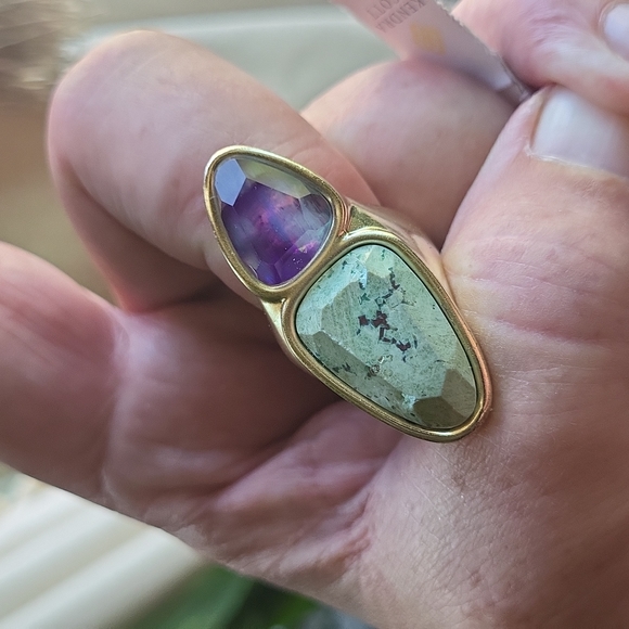 Kendra Scott Gold Margot Ring NWT Size 6 Light Blue /Purple Stones - Picture 6 of 7